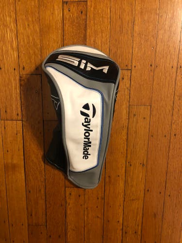Taylormade Sim Driver Cover