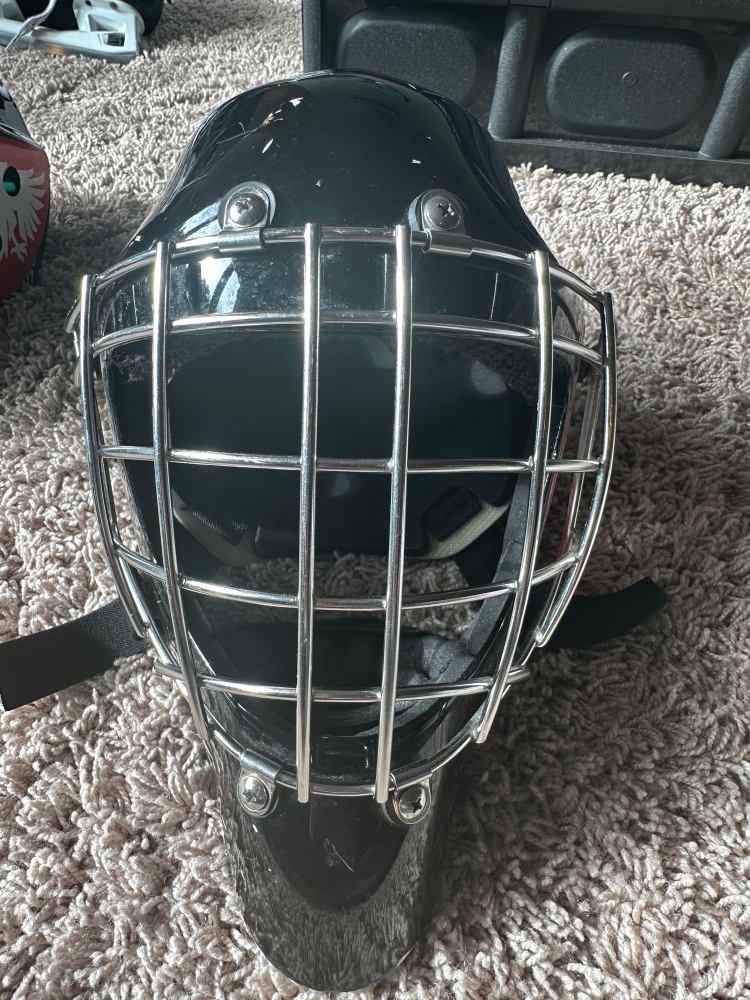 Used Coveted Mask Coveted A5 Goalie Mask youth