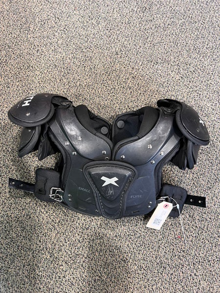 Used Small Xenith Flyte Shoulder Pads