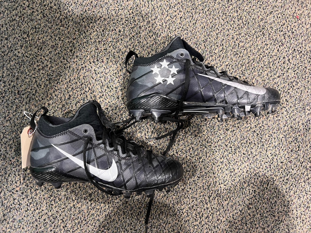 Used Men's 8.0 (W 9.0) Nike Mid Top Cleats