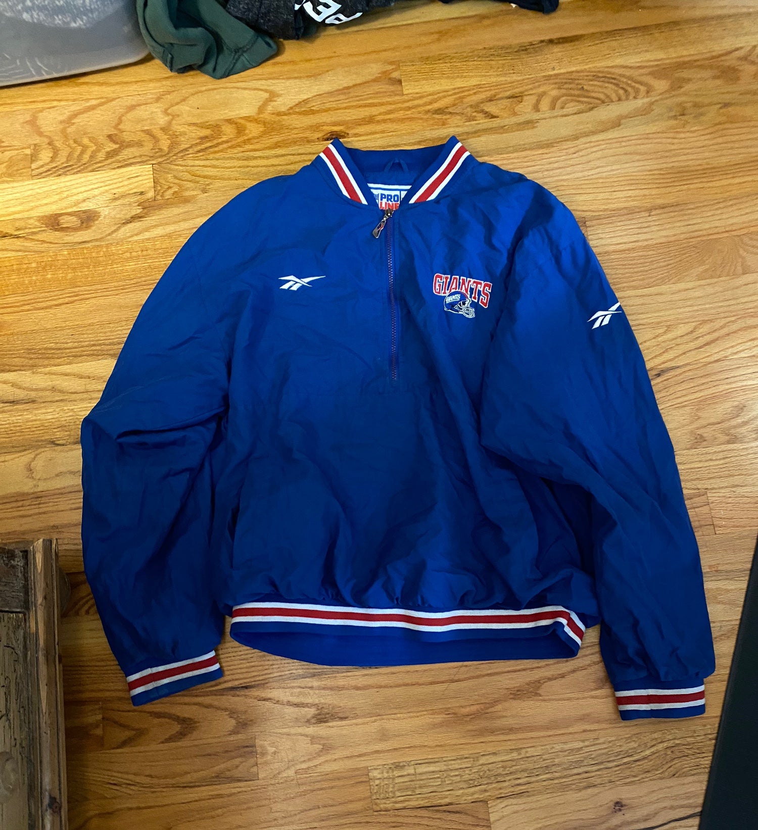 Vintage NFL New York Giants Reebok Pro Line half zip windbreaker