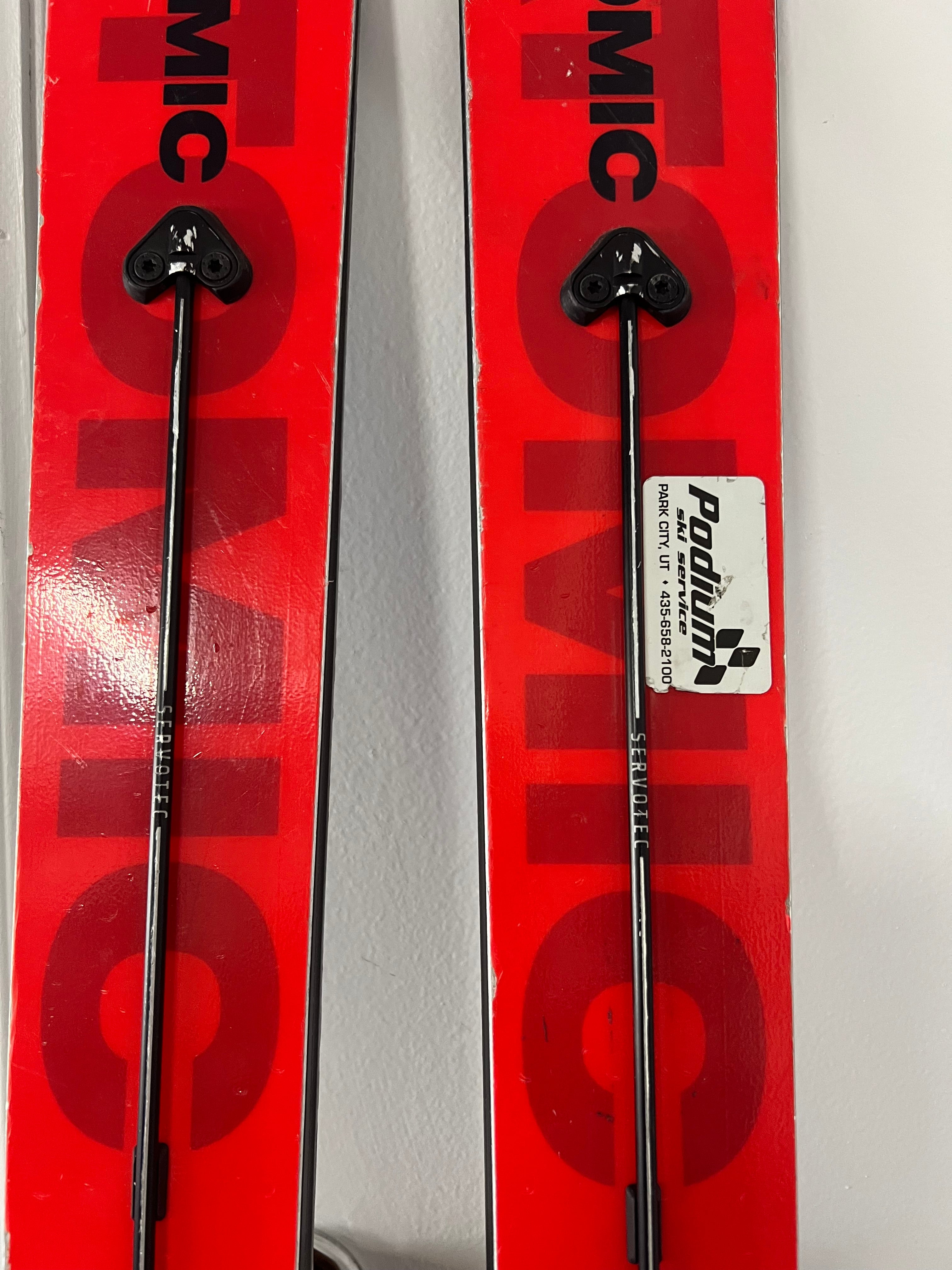 Used Atomic SG  cm with m radius Racing Skis With Binding Max