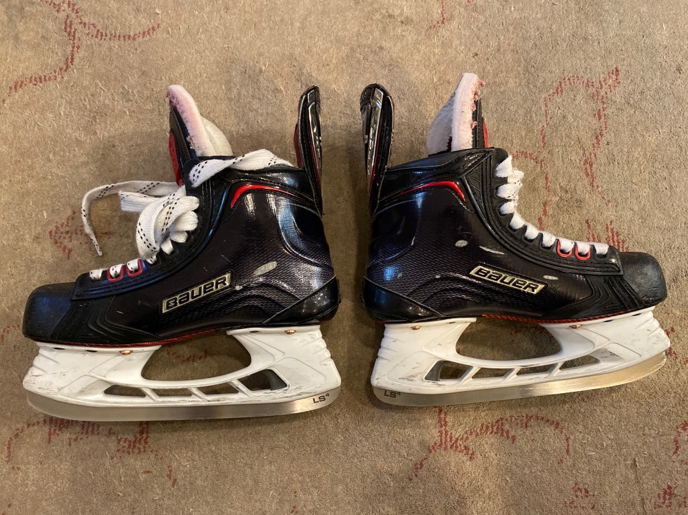 Used Bauer Regular Width Size 3.5 Vapor 1X Hockey Skates