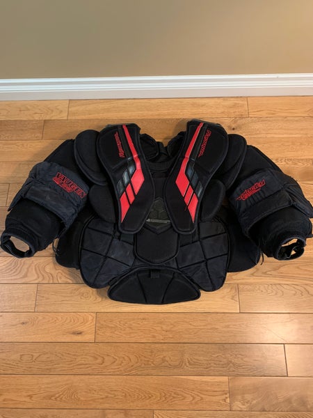 Used Large Vaughn VE8 Pro Carbon Goalie Chest Protector