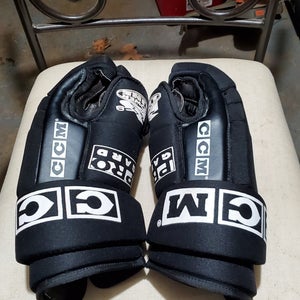 Used CCM Pro Card Gloves 14" Pro Stock