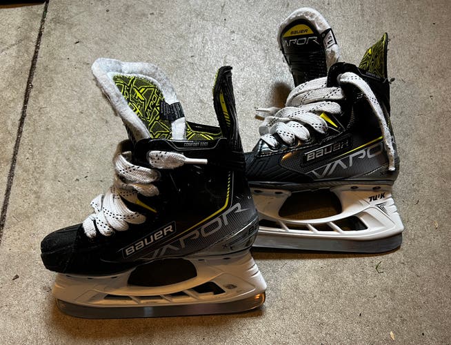 Bauer Size 1.5 Vapor 3X Hockey Skates