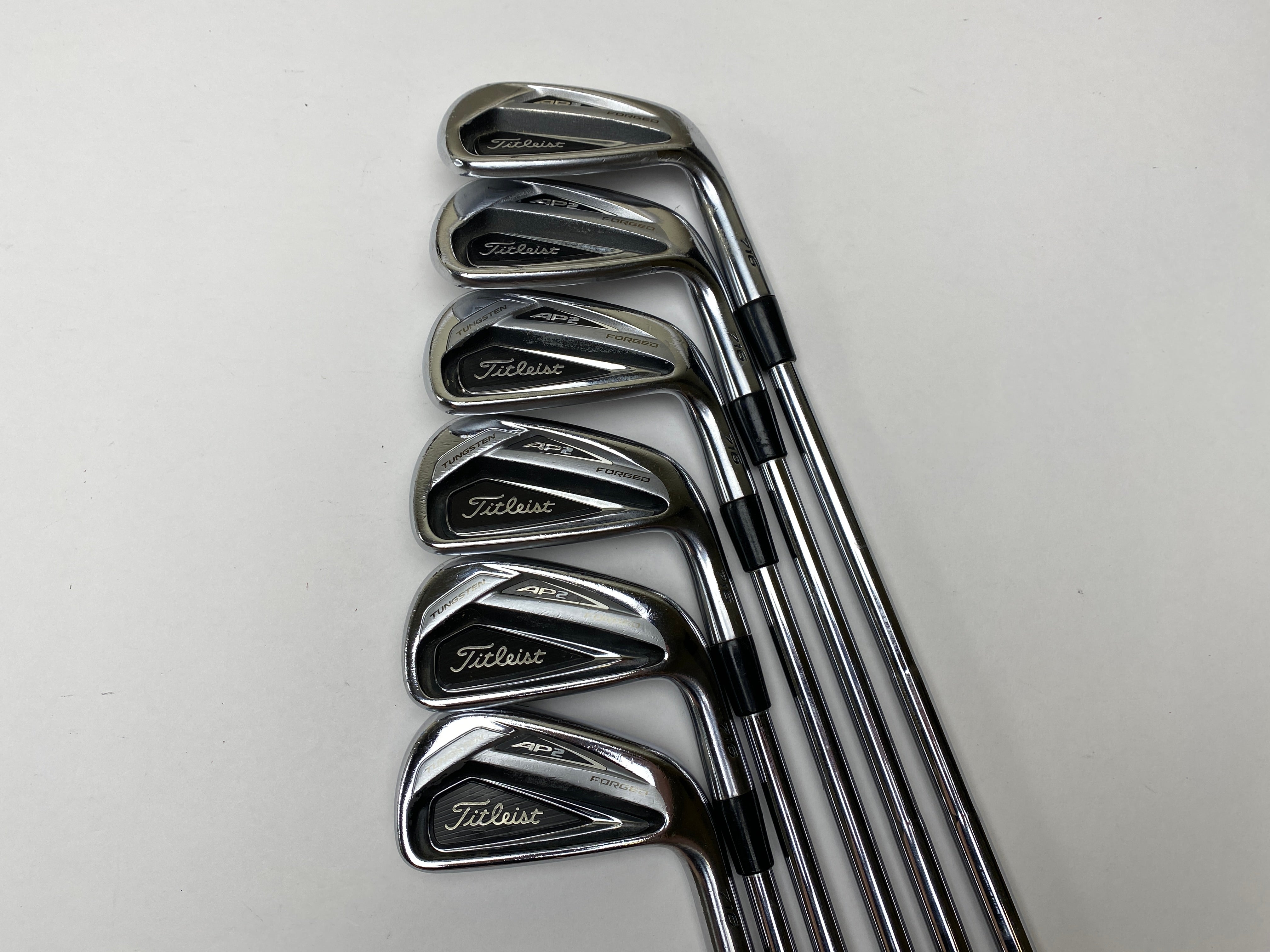 Titleist 716 AP2 Iron Set 4-9 Dynamic Gold Tour Issue X100