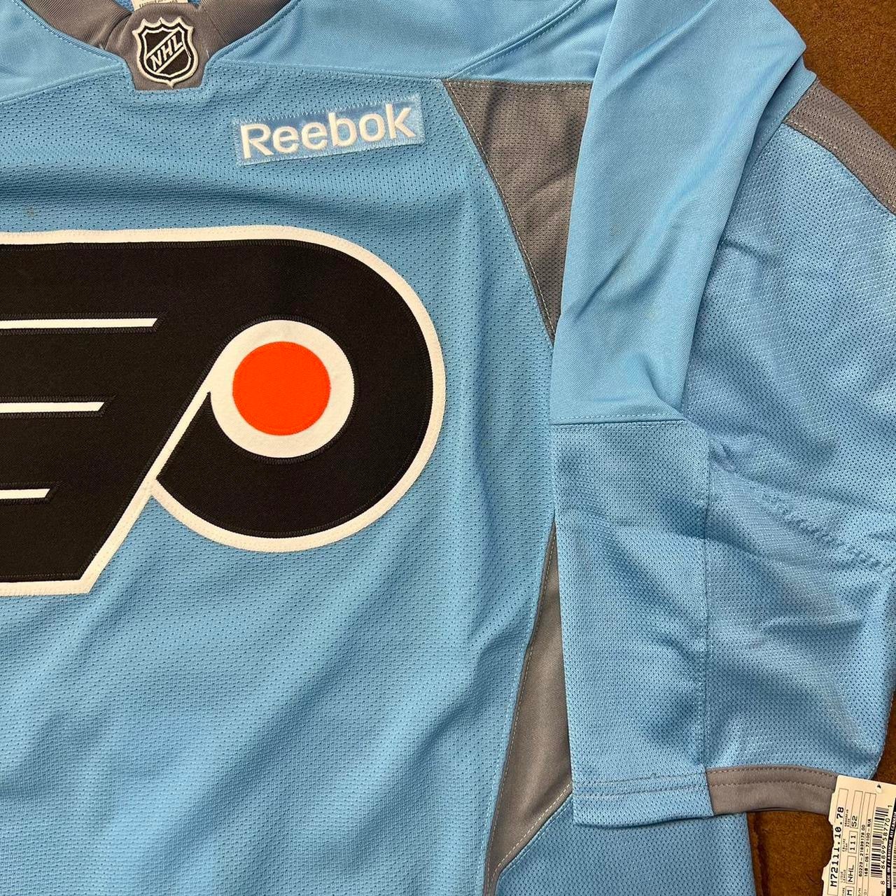 Carter Hart Autographed Philadelphia Flyers adidas Pro Jersey - NHL Auctions
