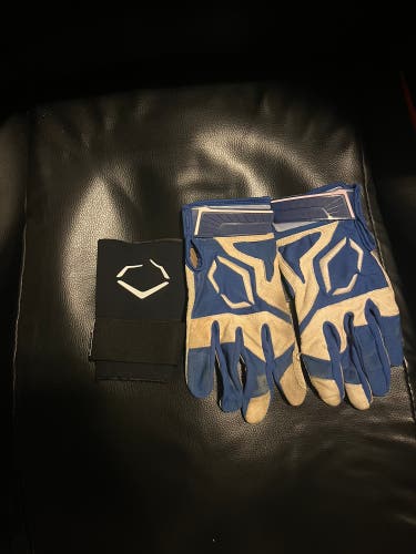 Evoshield Batting Gloves And Wrist Strap