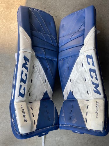 Used 28" CCM EFLEX 5.5 Goalie Leg Pads + Goalie Breezers - Jr L Royal Blue