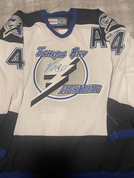 Brayden Point Autographed Tampa Bay Lightning Fanatics Jersey