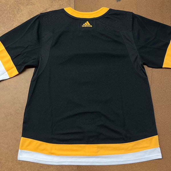 Patrice Bergeron Boston Bruins adidas 2020/21 Reverse Retro Authentic  Player Jersey - Yellow