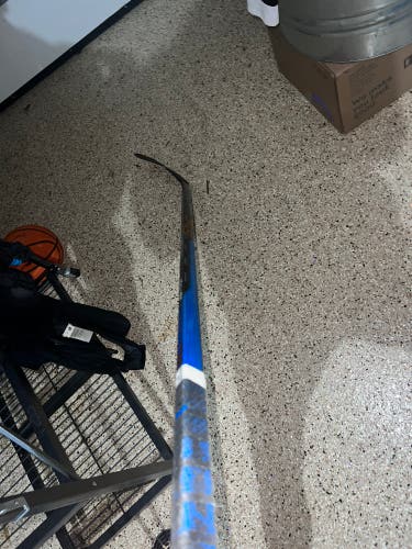 Used Right Handed P92M Nexus Sync Hockey Stick