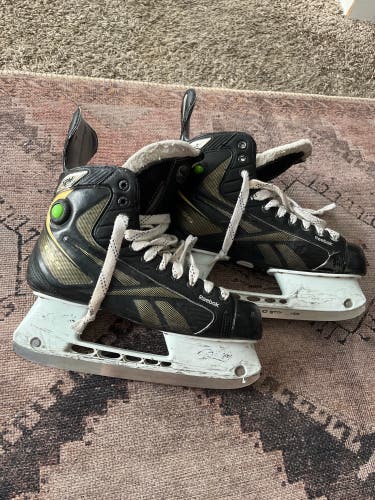 Used Reebok Regular Width Size 10 12K Hockey Skates