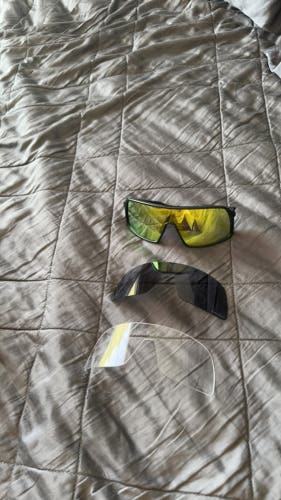 Unisex One Size Fits All Oakley Sutro Sunglasses