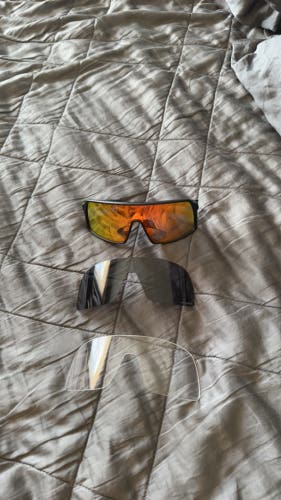 Unisex One Size Fits All Oakley Sutro Sunglasses