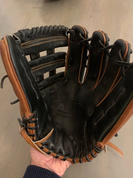 Easton Jose Ramirez 2020 Professional Reserve 12 Baseball Glove