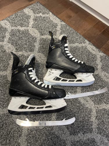 Used Bauer Regular Width   Size 7.5 Supreme 3S Pro Hockey Skates