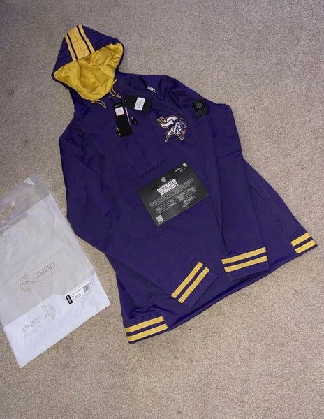 VINTAGE MINNESOTA VIKINGS SWEATSHIRT - ShopperBoard