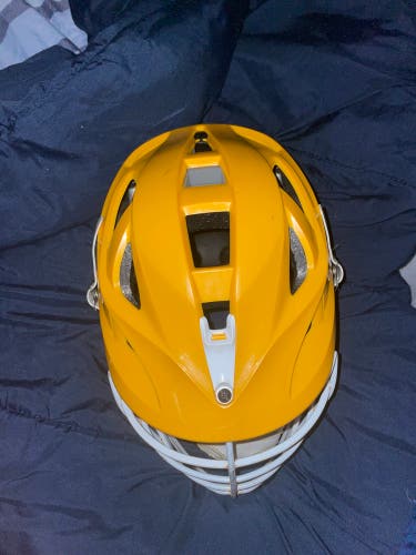 Player's Cascade S Helmet