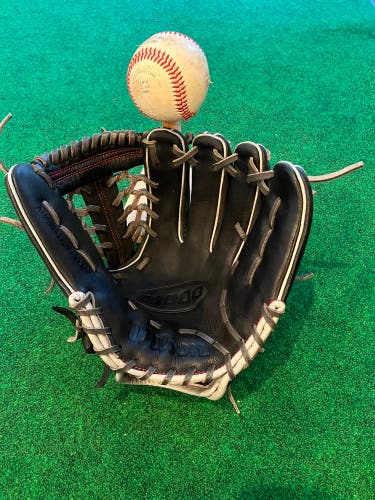 Wilson A1000 A1K Leather Baseball 11.5” Glove RHT