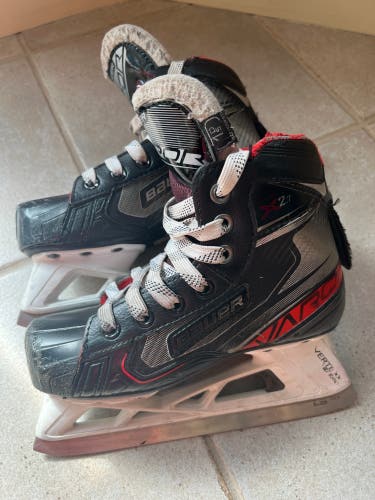 Ice hockey goalie skates