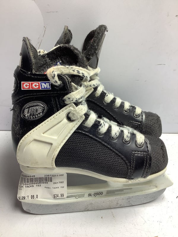 Used Easton Eq10 Youth 08.0 Ice Hockey Skates | SidelineSwap