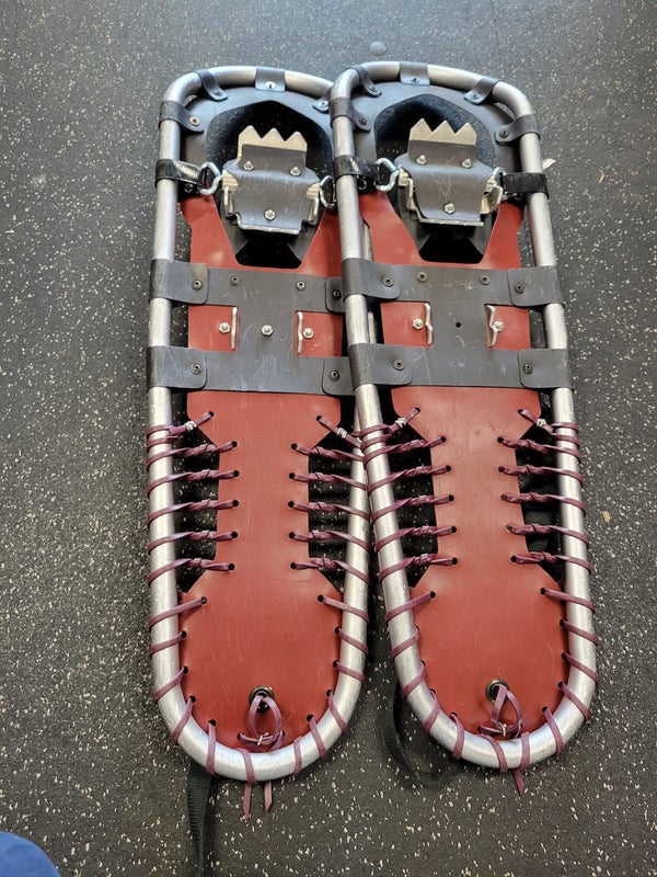 Used Tubbs 31" Snowshoes