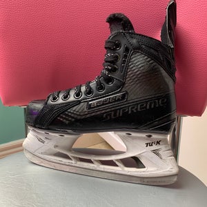 Bauer Junior Size 3 Supreme 160 Hockey Skates