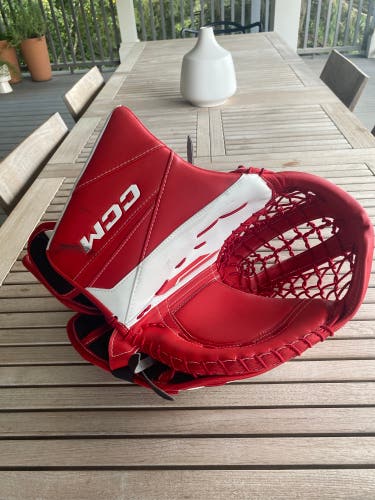580 Break CCM Axis 2 Goalie glove.