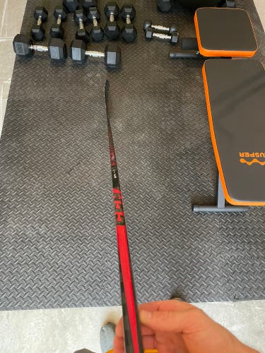 Senior Left Hand P28 Pro Stock Jetspeed FT4 Pro Hockey Stick