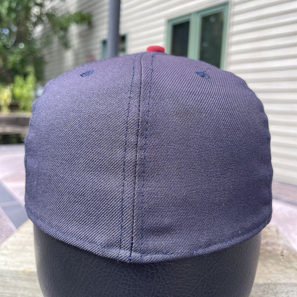 NWT NOS Vintage BOSTON CELTICS Pro Model New Era 6 7/8 Fitted Hat (d32)