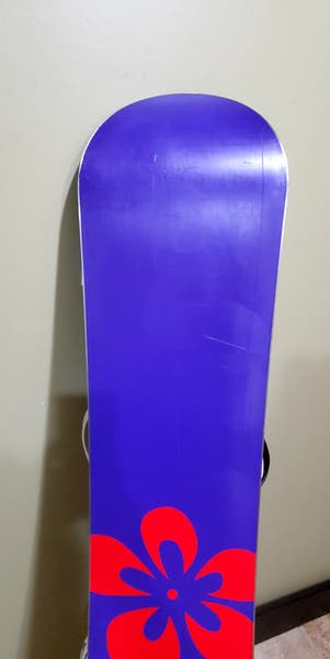 burton empress snowboard 5150 + Empress M Binding A little fun with a lot of function the Burton Hideaway Snowboard is the perfect tool for taking a no Used Women's 5150 Empress Snowboard
