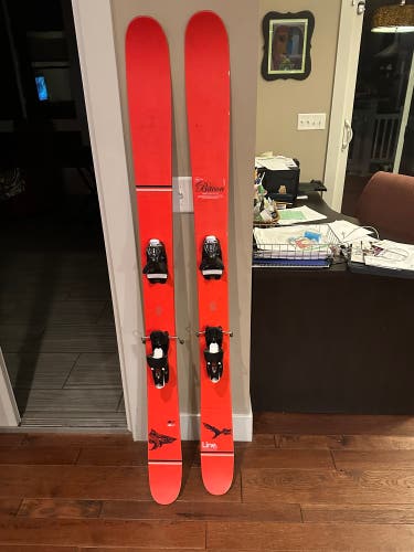 Used  2020 Line 165 cm All Mountain Sir Francis Bacon shorties Skis With Bindings Max Din 12