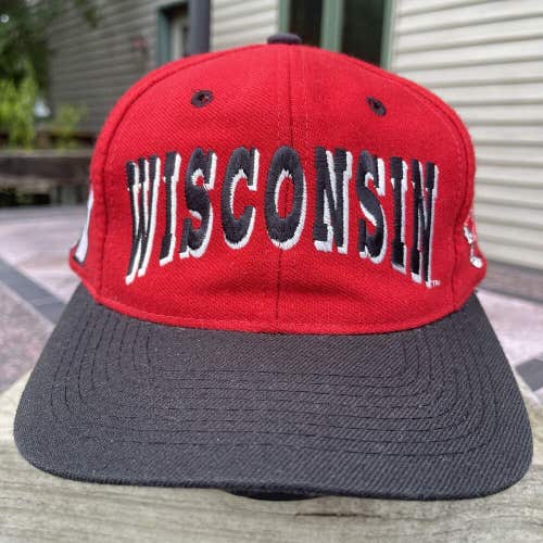 Vintage 90s Wisconsin Badgers Snapback Wool Top Of The World Hat Back Spellout