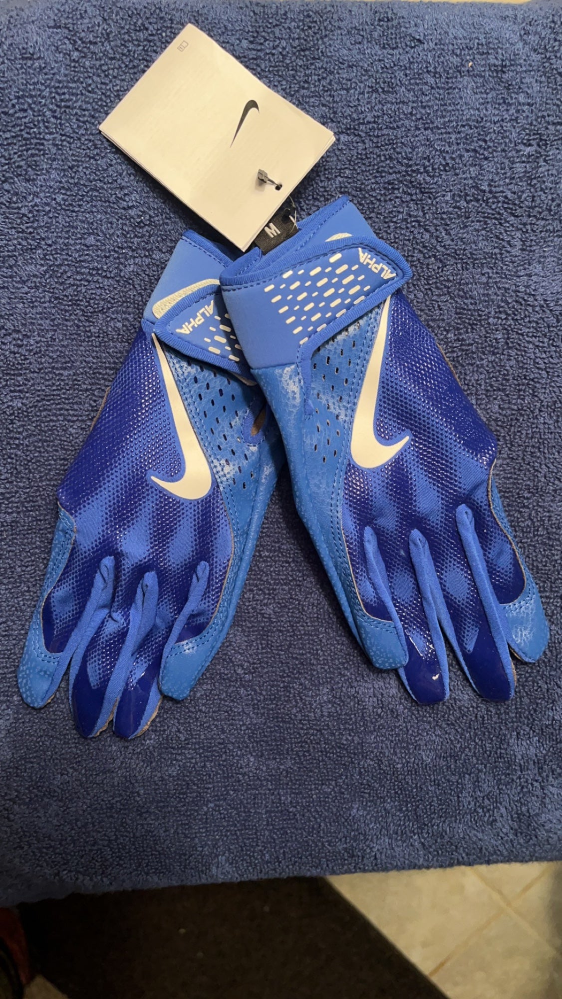 Roberto Alomar Game-Used Batting Gloves Blue Jays - COA 100% Authentic Team  - Memorabilia Expert