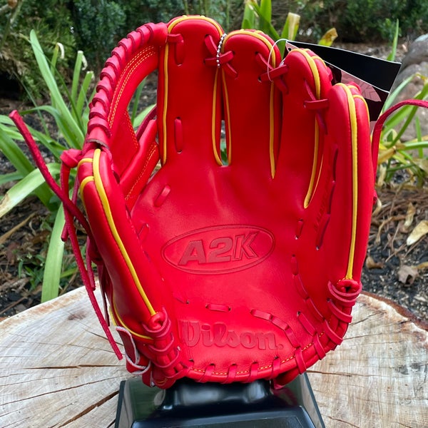 New Wilson A2K OA1GM Ozzie Albies Right Hand Throw 11.5 FREE SHIPPING |  SidelineSwap