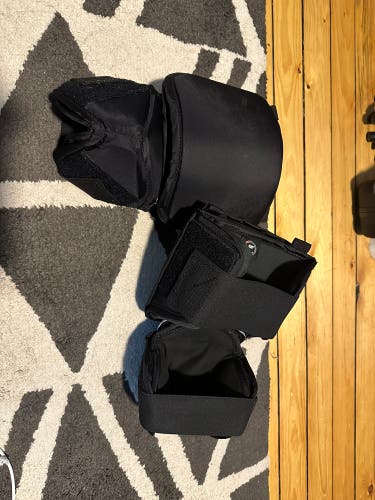 Factory Mad Knee Pads