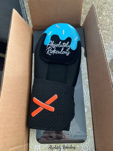Absolutely ridiculous Pushin P sliding mitt
