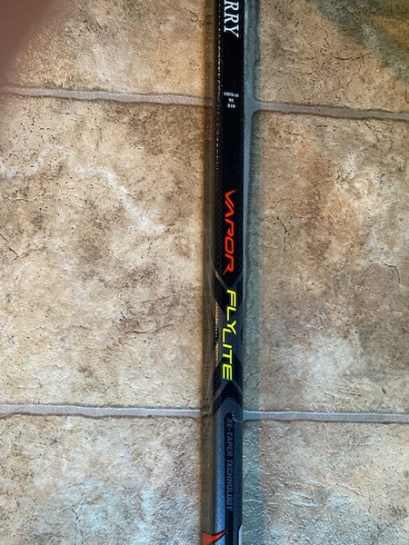 Senior Used Right Handed Bauer S19 Vapor League Hockey Stick P92M Pro Stock  | SidelineSwap