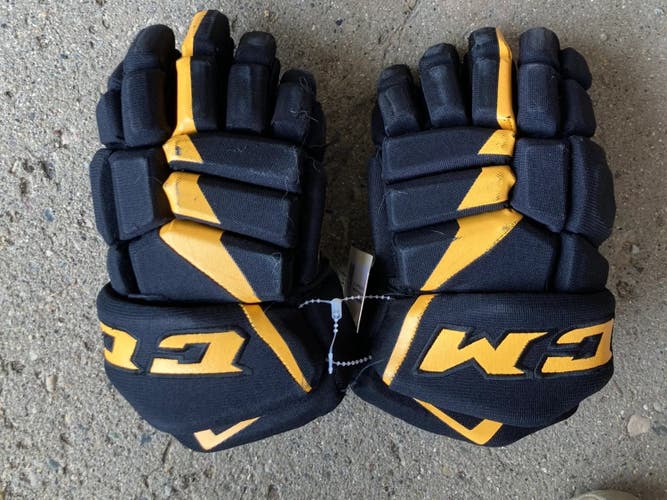 Used CCM Jetspeed FT485 Gloves 12"