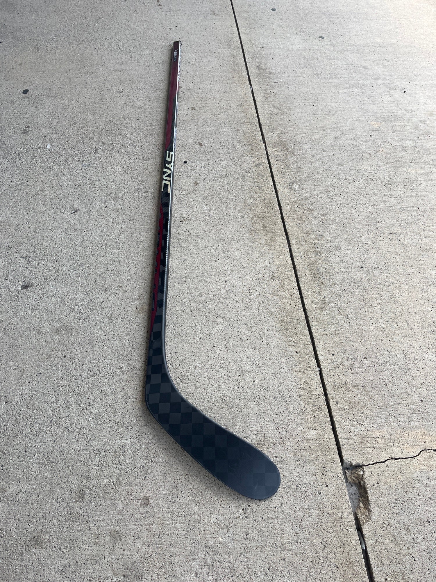 New Bauer Nexus Sync Pro Stock Stick Rodrigues RH-P28-82 Flex