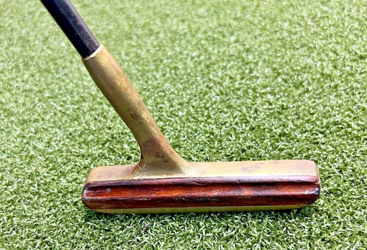 THE PUTTER 02-452 / Brass w Wood Inlay / 35" / Vintage All Original / sa8214