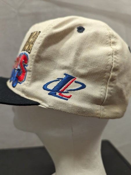Vintage 1996 Chicago Bulls Championship Logo Athletic Snapback Hat