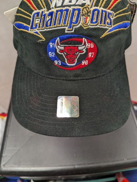 NWT Chicago Bulls 1998 NBA Champions Strapback Hat Starter NBA