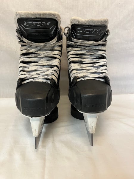Used CCM Super Tacks 9370 Junior Hockey Goalie Skates Size 5D