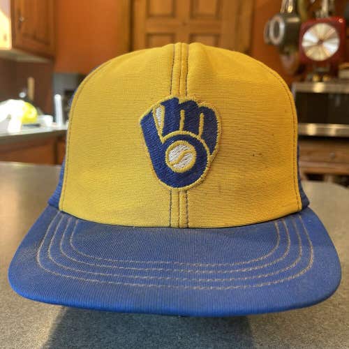 Vintage 80s 90s Milwaukee Brewers USA Made Par Cap Team Hat Trucker Snapback