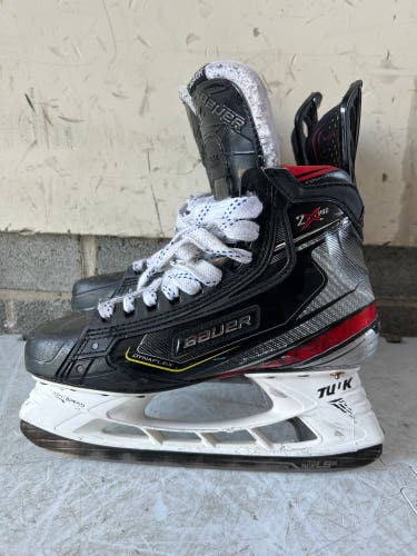 Custom Bauer 2x Pro Regular Width. Sz. 7.75