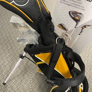 Wilson Profile Junior Medium Right Hand Golf Set