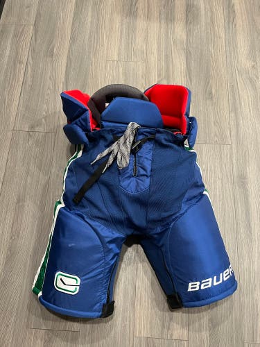 Bauer Vapor Pro Stock Pants Senior Medium Vancouver Canucks